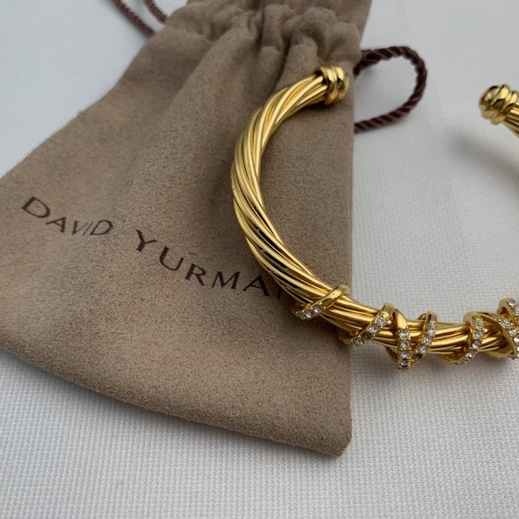 Gold diamond set open Bracelet - Picture 2 of 4